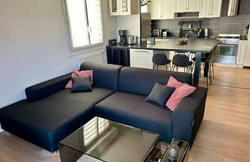 Blatin Apartment | Galaxie Appartement Moderne, Vue Ville et Puys