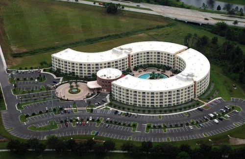 Celebration Condo | Melia Orlando at Celebration 2br suite, Sunday check-in