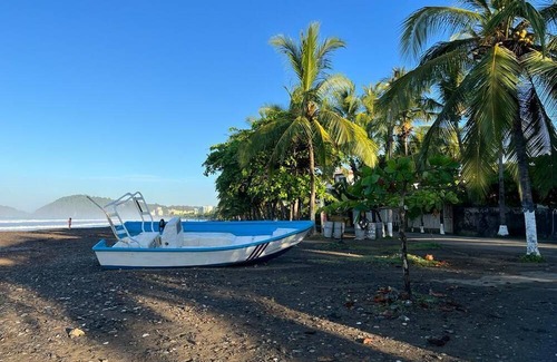 Jaco Cabin | Tide Cabin - RiverBeach