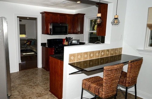 Arabi House | Quiet home 15min from FQ, 10min from trendy Bywater Neighborhood!