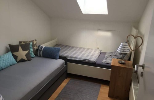 Kirchwerder Apartment | Spacious apartment near seabeach