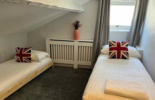 Saint Asaph Apartment | The North Wales Gathering - Hot Tub & Sleeps Up To 16