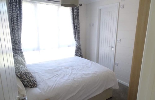 King's Lynn Apartment | Two Bedroom Lodge 5 in North Runcton