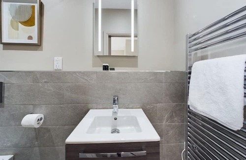 Belfast Apartment | Luxury Lisburn Road apartment: Belfast's finest with top-notch furnishings
