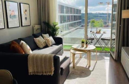 Basaksehir Apartment | Stylish1+1 flat with sunset view
