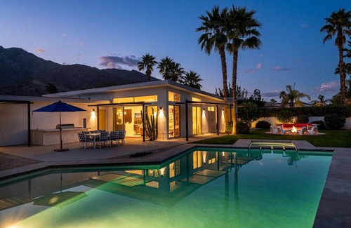 Palm Springs House | The Yellow Door