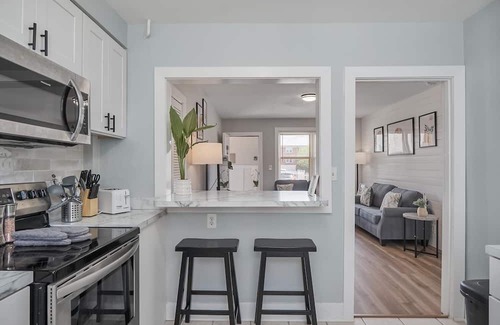 Cottage Line Apartment | *Beach/Pool* Sun Bum Suite @ Salt & Sea