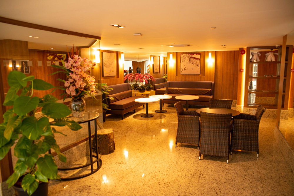 Aundh Bed & Breakfast | A stay in the middle of the City in presence of divine nature and green beauty