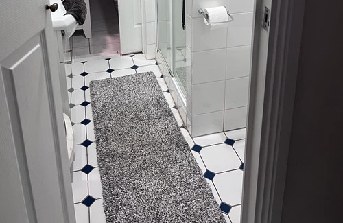 Howard Springs Apartment | Tropical Rural Darwin - 1br with private pool and private bathroom