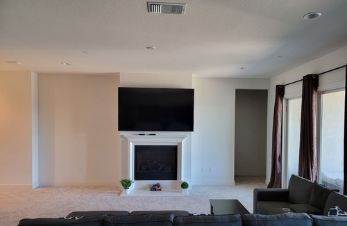Lathrop House | Beautiful cozy, fully furnished, brand new, lake house with private deck.