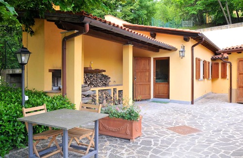 Gattaia House | Homerez - Beautiful house for 2 ppl. with shared pool at Gattaia