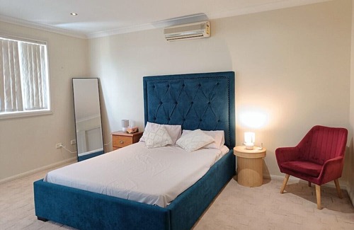 Guildford House | Master Bedroom | Walk-in wardrobe | Balcony