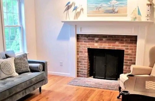 Sandwich House | Luxurious Home with Heated Pool