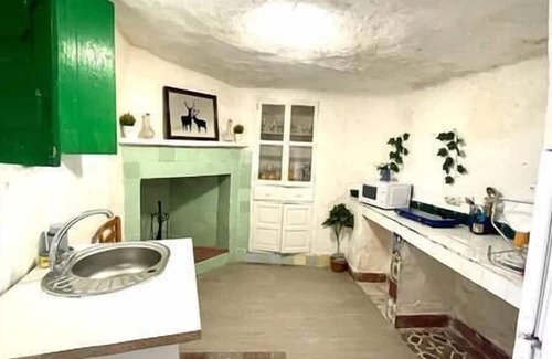 Paterna Apartment | Modern cave house in Valencia
