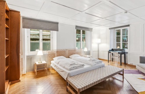 Dietikon District Apartment | Your Personal Retreat in a Shared Setting