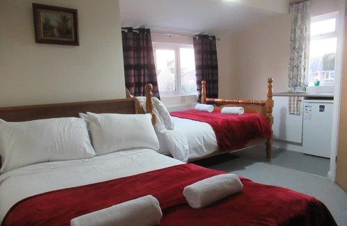 Littlestone-on-Sea Apartment | Littlestone Hotel- Family Studio