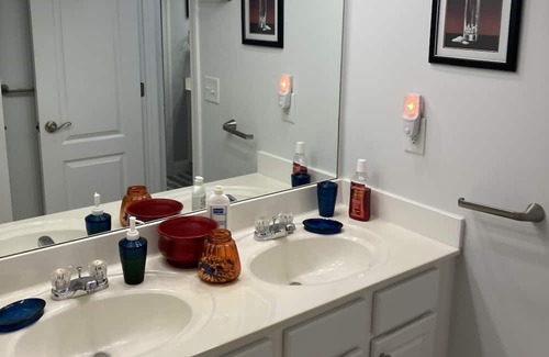 Braselton House | Hotel-schmotel! Choose peace over guests disturbing the peace, calm over chaos!