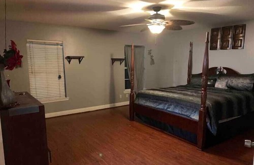 Fort Pierce Apartment | 4 Bedroom 730876 by Houzlet