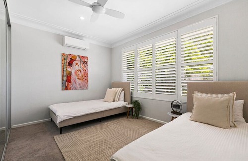 Killara House | The Pool House: 4BR in Killara