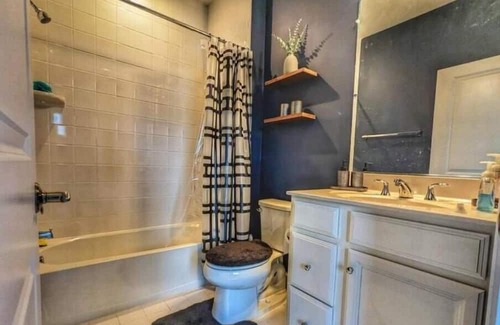 Largo House | Luxury Home Near Washington DC & FedEx Field!
