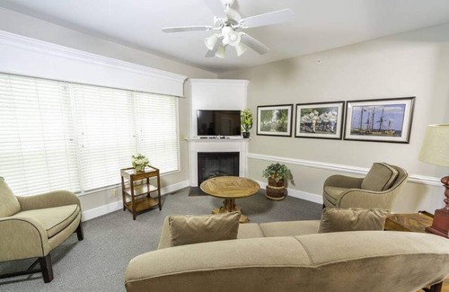 Lackey Cottage | Availability for all Kings Creek Spinnaker properties, Kings Mill CC Cottages.