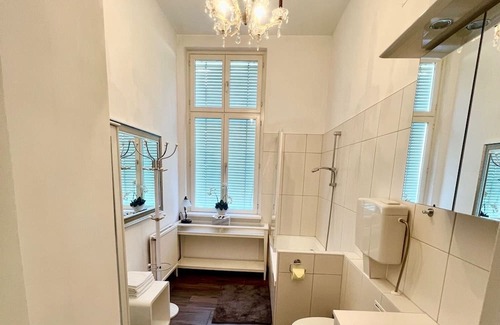 Baden Apartment | Holiday Apartment "In Wienerwald Residenz" with Mountain View & Wi-Fi