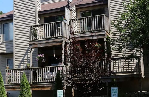 Cheat Lake House | Morgantown 2BR with Stunning Views
