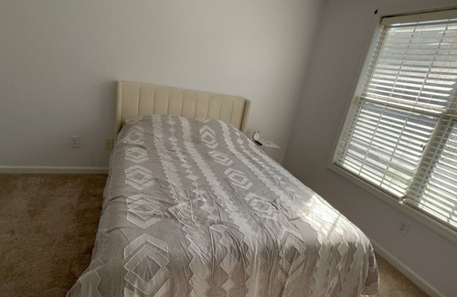 Loganville House | Loganville home away from home