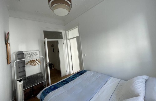 Sao Sebastiao da Pedreira Apartment | High ceiling heaven, kids friendly!