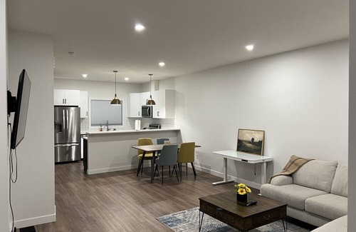 Regina House | 5 minutes walk from save on foods, starbucks and other amenities