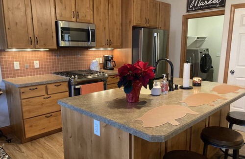 West End House | 3 Bed 3 Bath West End Townhome