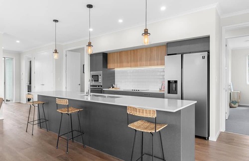 Mangawhai House | Tara Olive Sanctuary - Large, stylish, sunny holiday home in a beautiful rural setting