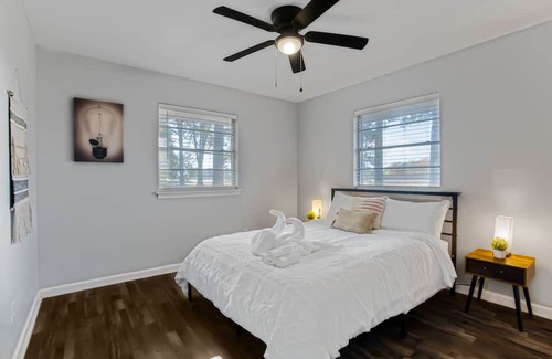 Jacksonville House | Ideal 3BR for Work Stays and Home Transition