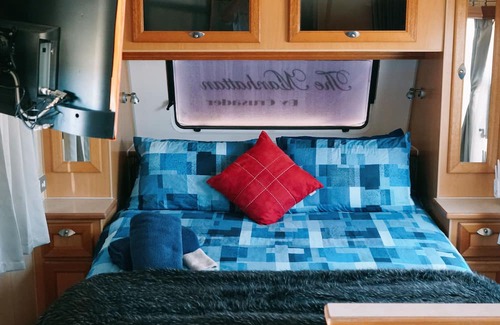 Bonney House | Waves & Whimsy: Pet Friendly Lakefront Caravan Stay at Coorong Island
