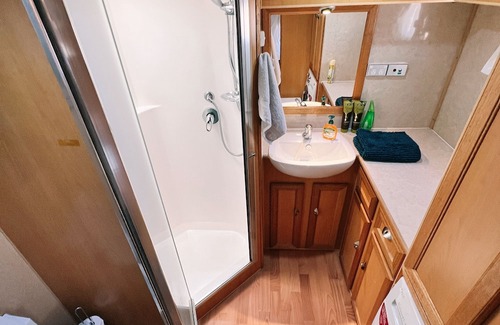 Bonney House | Waves & Whimsy: Pet Friendly Lakefront Caravan Stay at Coorong Island
