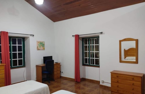 Mocanal House | Holiday Home 'La Asomadita' with Sea View