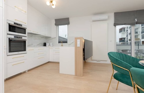 Warsaw Apartment | Coopera 7F | Apartment with Two Bedrooms and a Garden | Parking | Warsaw