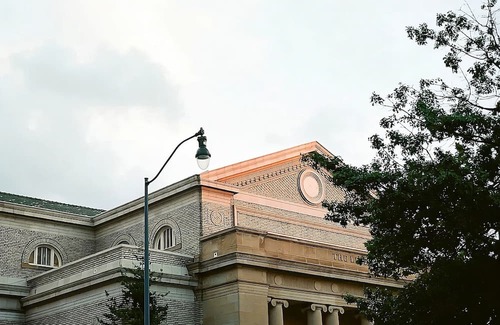 Adams Morgan House | DC Cultural Hub, Smithsonian Nearby, Bliss Awaits in 3 Modern Units!