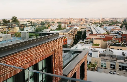 Adams Morgan House | DC Cultural Hub, Smithsonian Nearby, Bliss Awaits in 3 Modern Units!