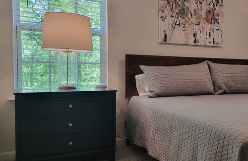 Charlotte House | A clean, peaceful, quiet place with in 25 minutes of Charlotte Douglas Airport