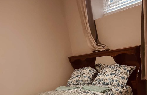 Saskatoon House | GEARY LODGE -“home away from home” , minutes drive from Saskatoon Airport .