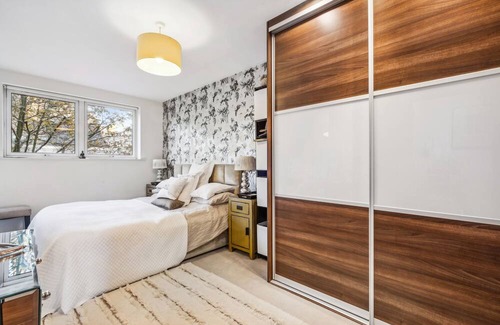 Munster House | Modern Fulham Three Bedroom Apartment