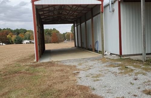 Carterville House | nSOUTHERN ILLINOISnFULL HOOK RV SPOT