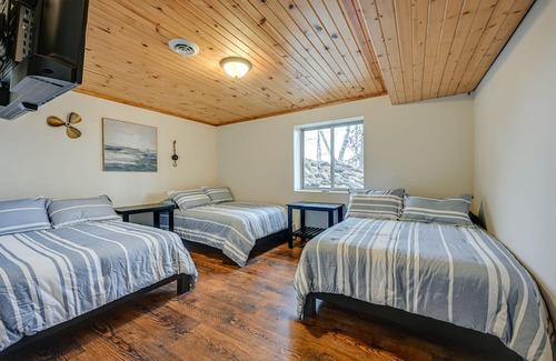 Holcombe Cabin | Waterfront Holcombe Getaway w/ Game Room!