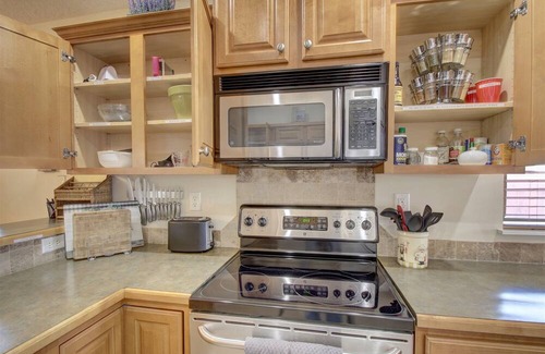 Southwest Ada County Alliance House | Rising Sun Tranquil Getaway Sleeps 6