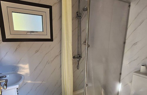 Bright Cabin | Welcome to The Banya Place – an experience like no other.