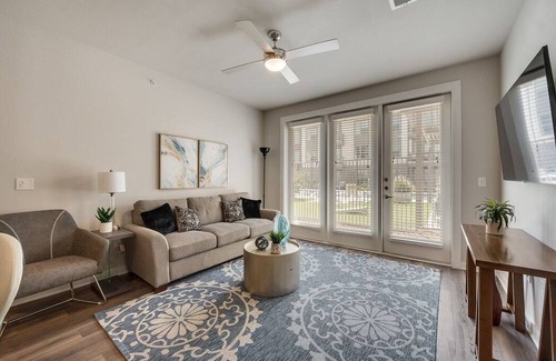 North Richland Hills Apartment | 25% Off 2BD Apt, Lounge Med Ctr NRichland NRH106