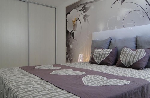 Foncine-le-Haut Apartment | Gîte 1805bis montagnes du jura avec spa & sauna 3*