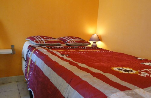 Foncine-le-Haut Apartment | Gîte 1805 montagnes du jura avec spa et sauna 2*