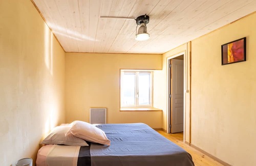 Savignac-Ledrier Apartment | Apartment 'Le Gîte De La Ferme Du Château' with Private Terrace, Shared Garden and Wi-Fi